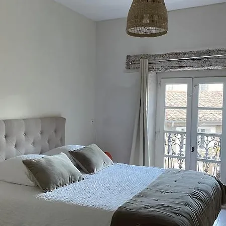 Maison Au Pied De La Cité Hébergement de vacances